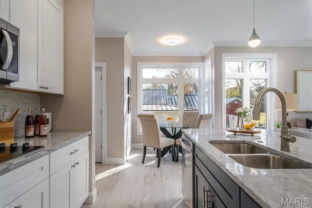 $890,000 | 512 West 2nd Street, Washington, MO 63090