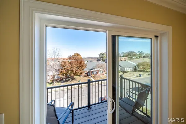 $890,000 | 512 West 2nd Street, Washington, MO 63090