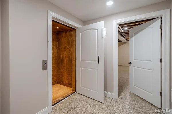 $890,000 | 512 West 2nd Street, Washington, MO 63090