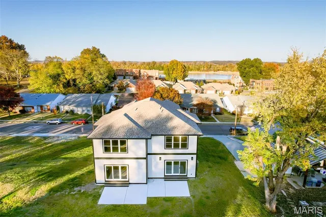 $890,000 | 512 West 2nd Street, Washington, MO 63090