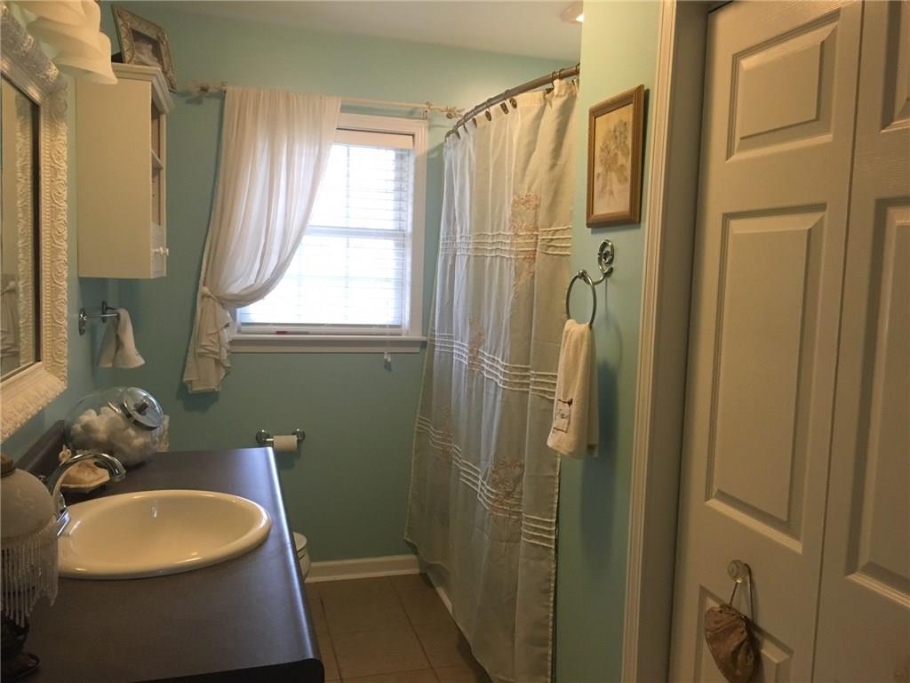 944 North Nursery Road Anderson, IN 46012 - Photo 11 of 18 Gallery Image 11