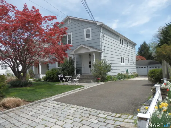 $2,600 | 306 Grovers Avenue, Bridgeport, CT 06605
