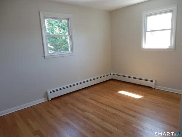 $2,600 | 306 Grovers Avenue, Bridgeport, CT 06605