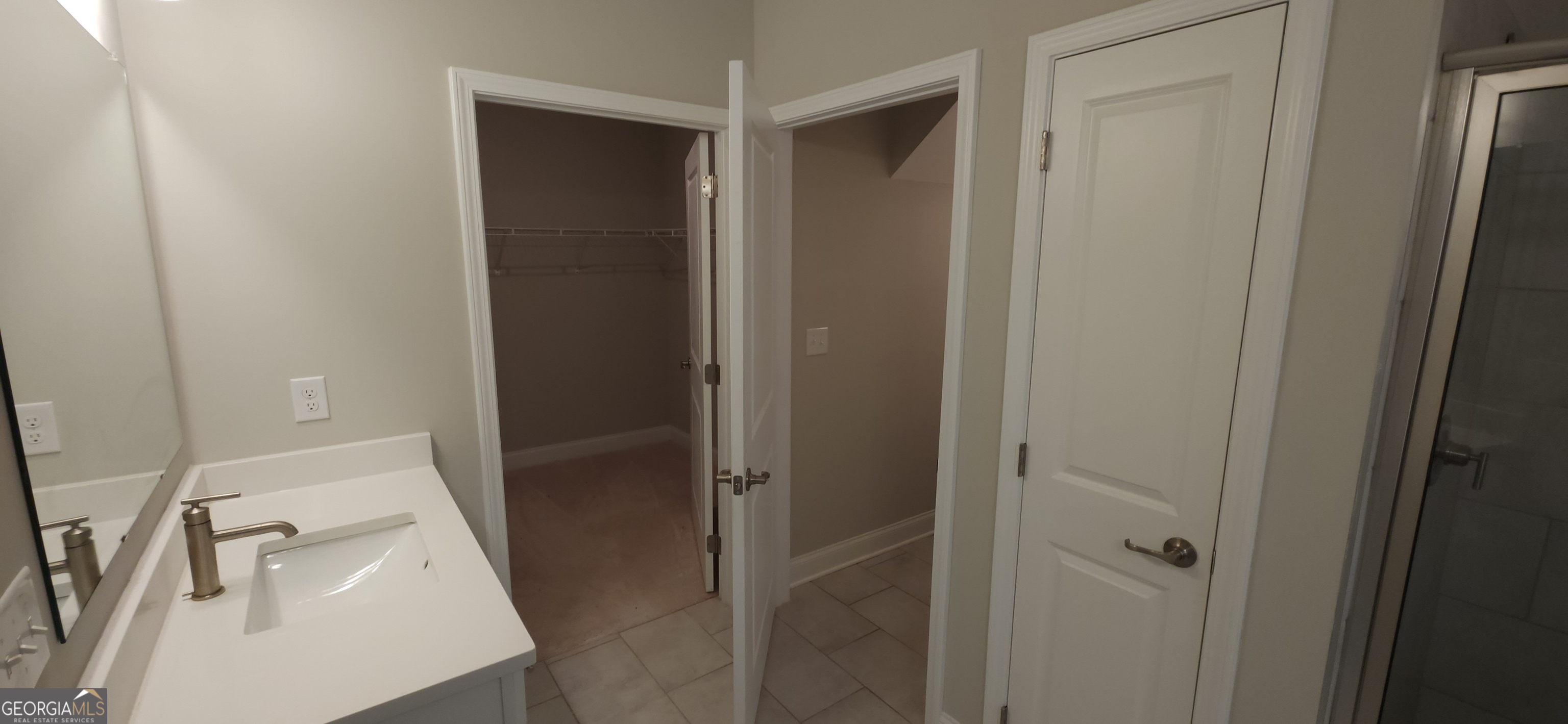 2606 Dorset Lane Grayson, GA 30017 - Photo 18 of 24 a bathroom with a sink