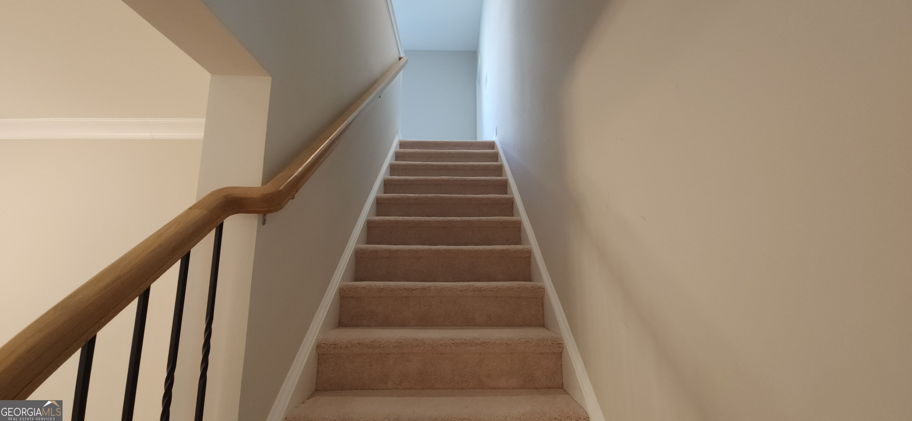 2606 Dorset Lane Grayson, GA 30017 - Photo 9 of 24 a view of entryway