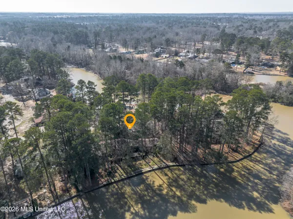 $575,000 | 402 Glen Cove Road, Brandon, MS 39047