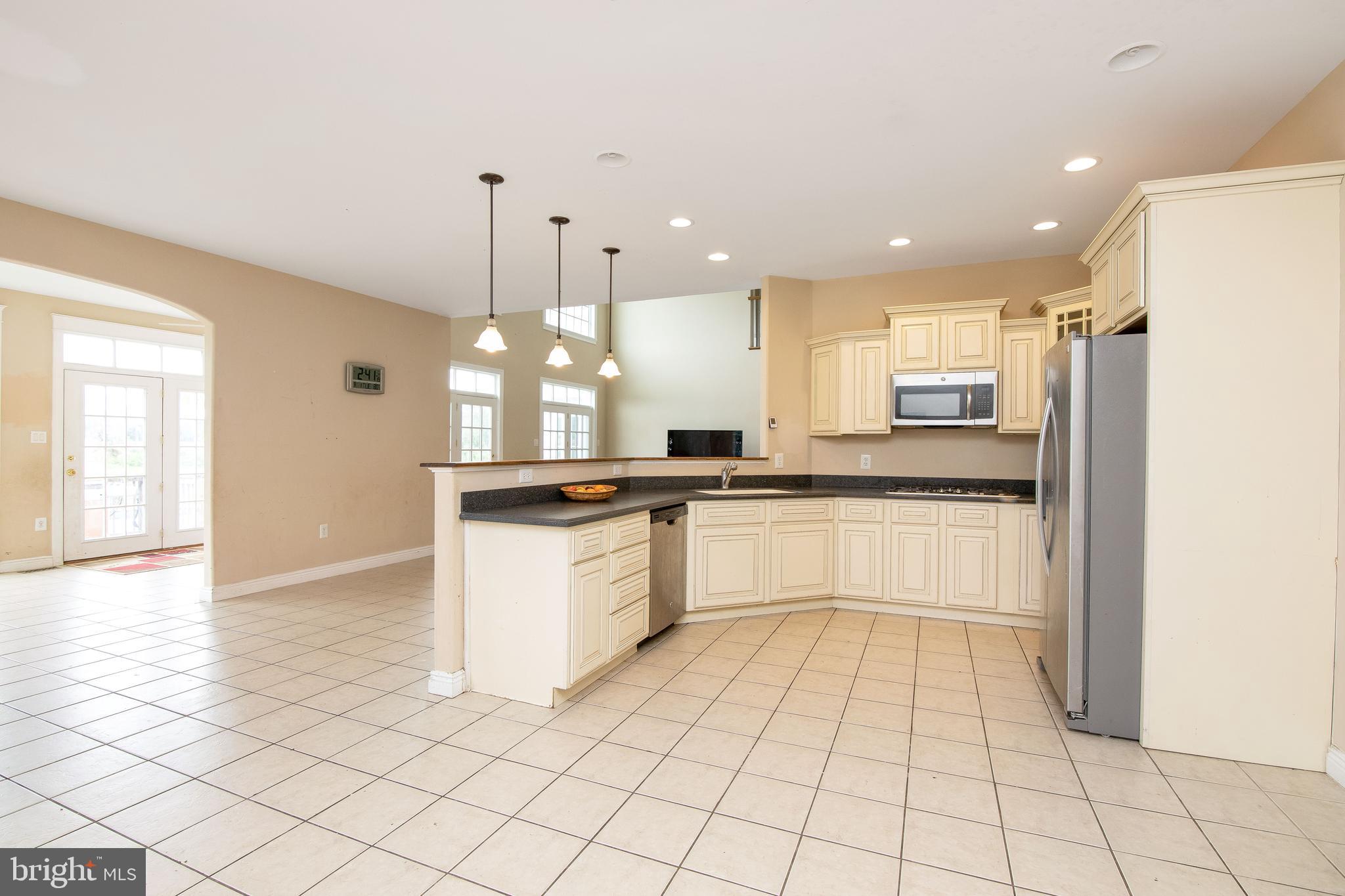 324 East Lake Road Pilesgrove, NJ 08098 - Photo 18 of 75