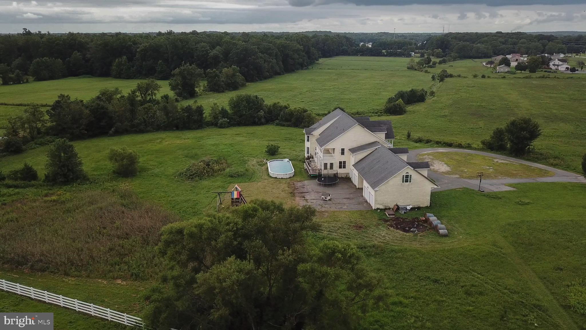 324 East Lake Road Pilesgrove, NJ 08098 - Photo 3 of 75