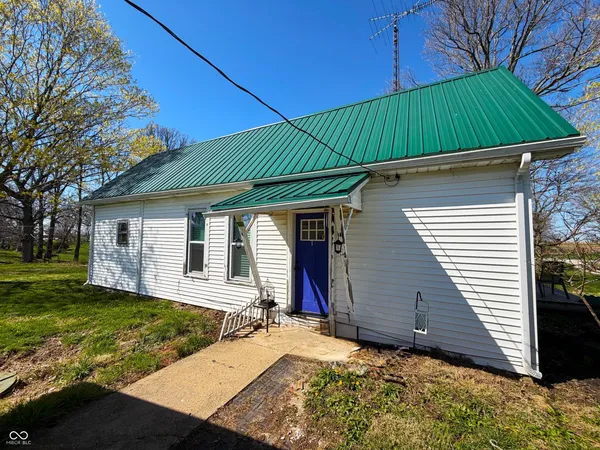 $289,000 | 861 East 800 South, Kingman, IN 47952