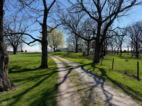 $289,000 | 861 East 800 South, Kingman, IN 47952