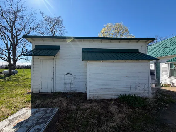 $289,000 | 861 East 800 South, Kingman, IN 47952