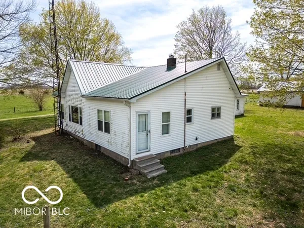 $289,000 | 861 East 800 South, Kingman, IN 47952