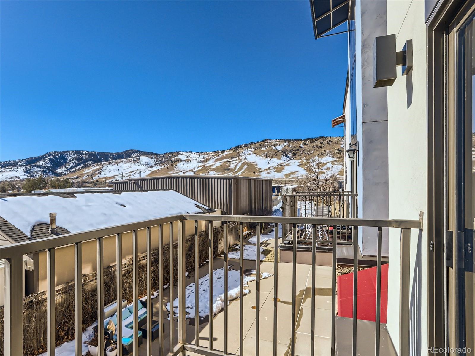 4645 Broadway, Unit B8 Boulder, CO 80304 - Photo 20 of 39 a view of a balcony with an outdoor space