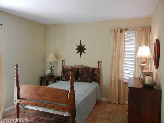 5109 Nantucket Road Greensboro, NC 27455 - Photo 11 of 16 3rd Bedroom.