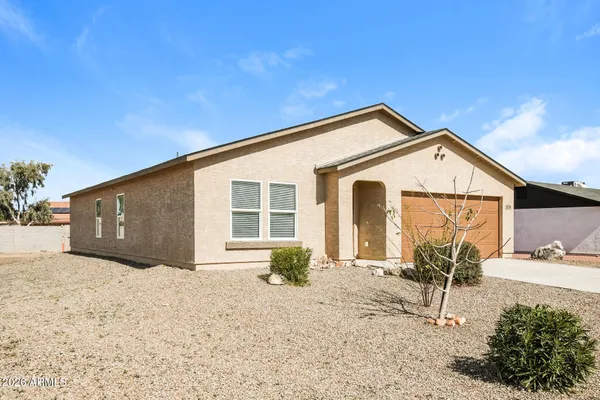 $2,000 | 8764 West Reventon Drive, Arizona City, AZ 85123
