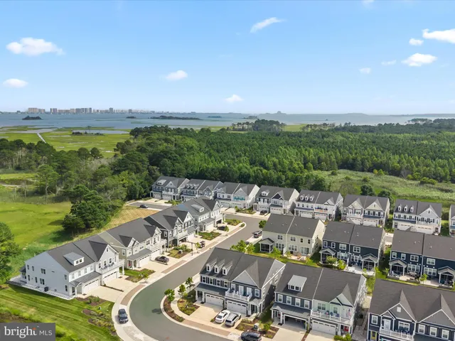 $755,000 | 21440 Sweetwater Square, Selbyville, DE 19975