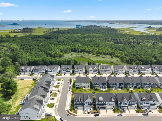 $755,000 | 21440 Sweetwater Square, Selbyville, DE 19975