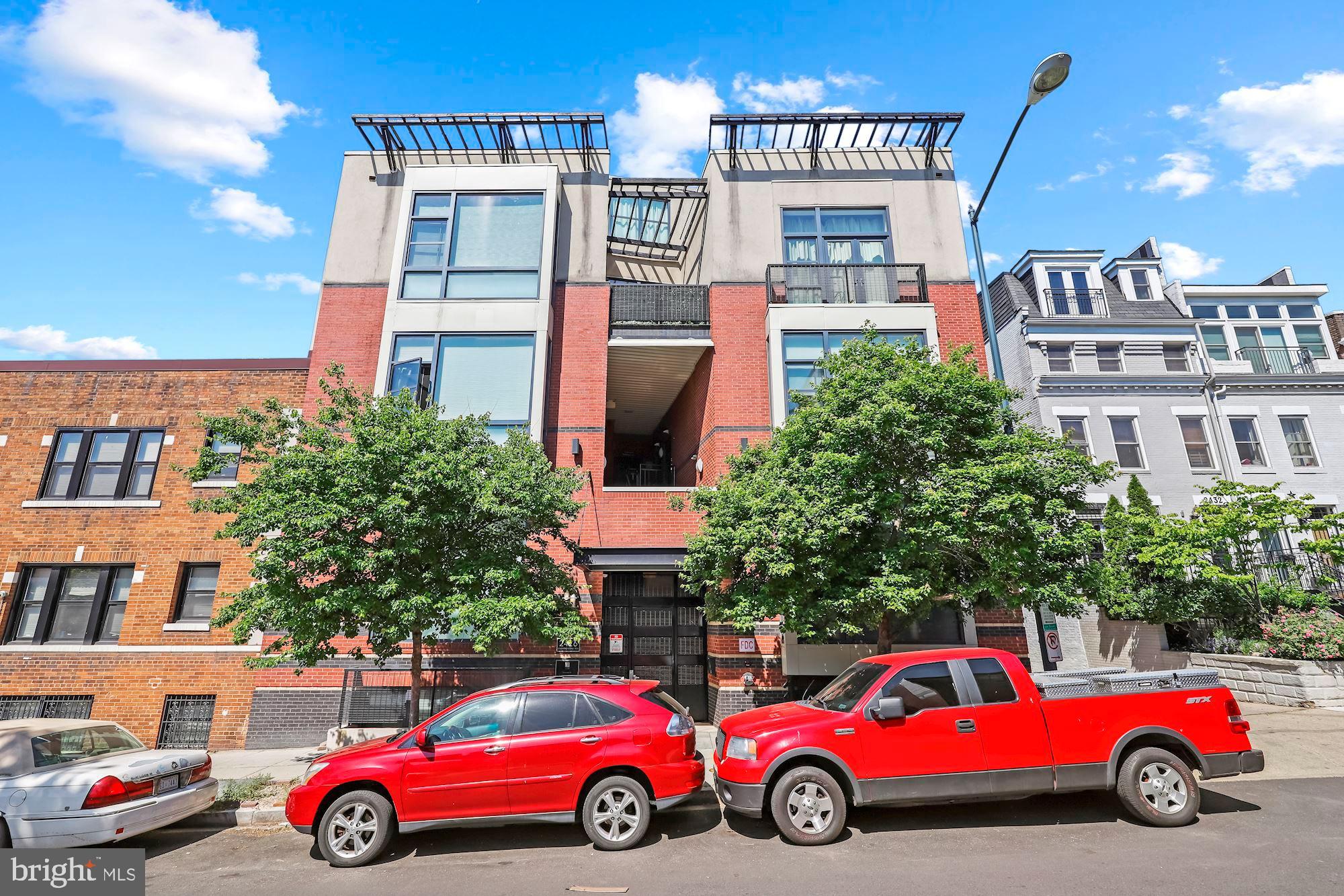 2426 Ontario Road Northwest, Unit 305 Washington, DC 20009 - Photo 2 of 26