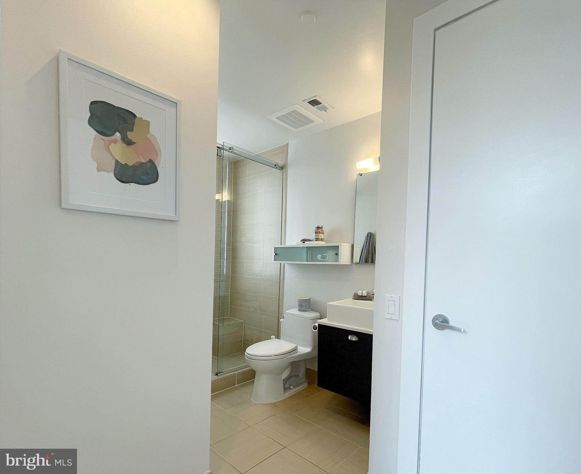 2426 Ontario Road Northwest, Unit 305 Washington, DC 20009 - Photo 23 of 26