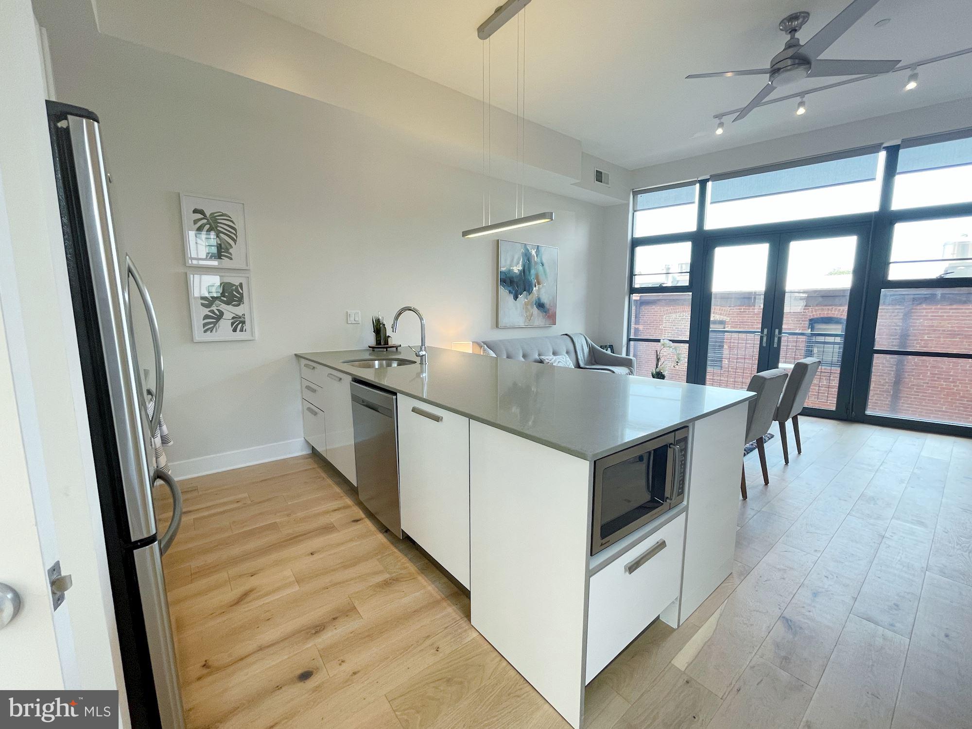 2426 Ontario Road Northwest, Unit 305 Washington, DC 20009 - Photo 10 of 26
