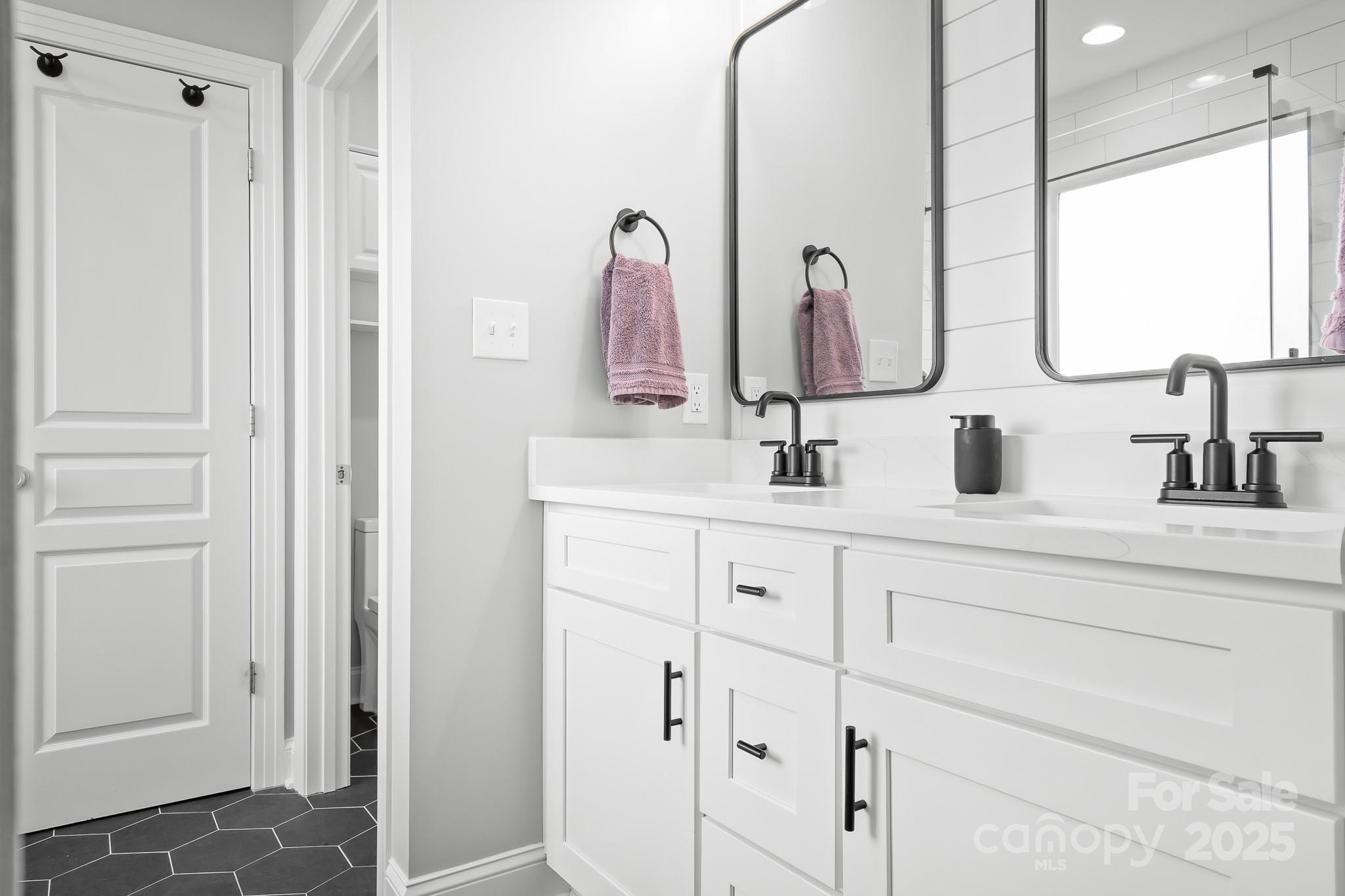 20332 Colony Point Lane Cornelius, NC 28031 - Photo 21 of 48