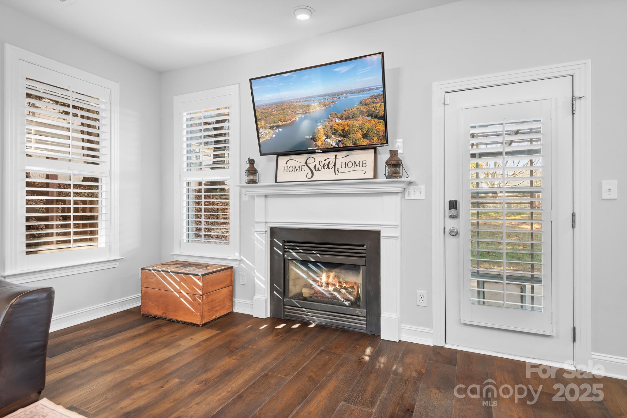 20332 Colony Point Lane Cornelius, NC 28031 - Photo 10 of 48