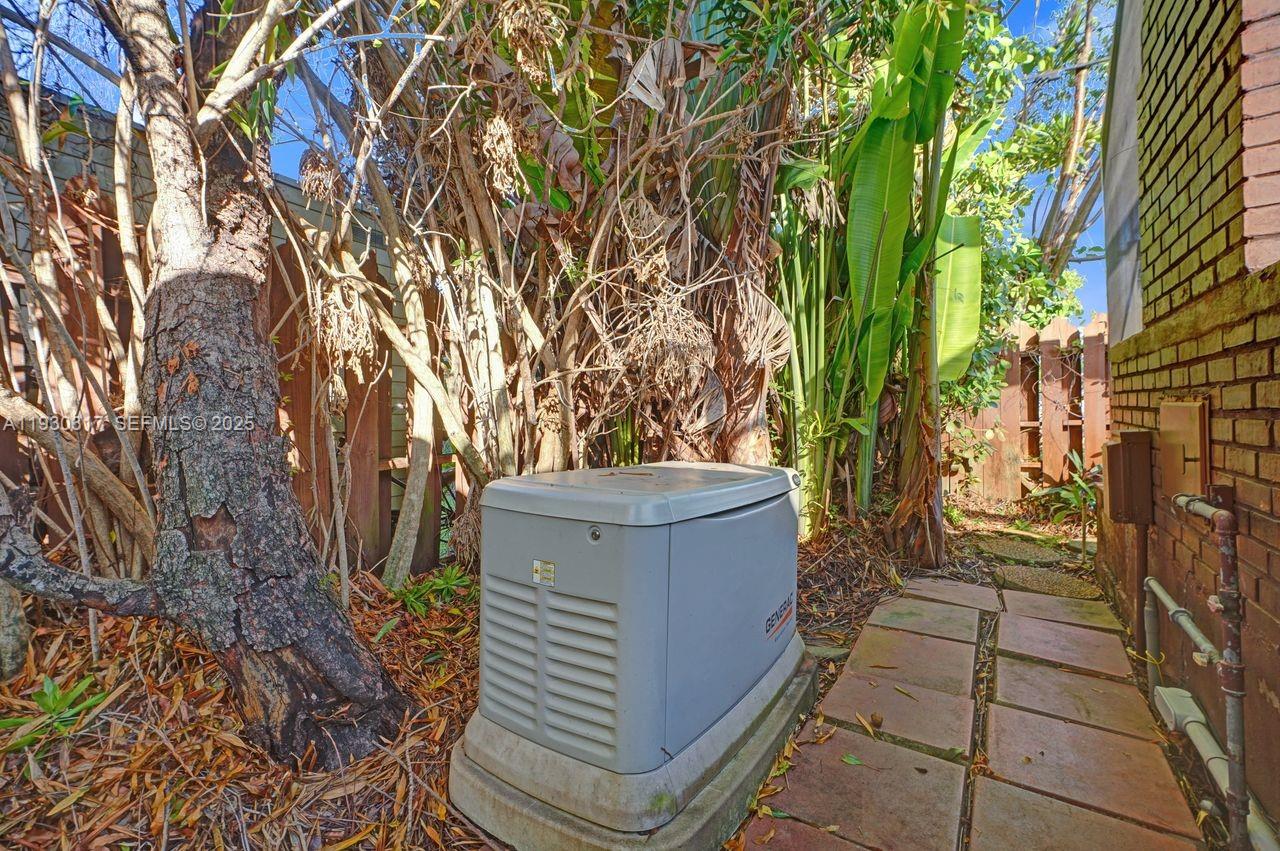 8115 Southwest 92nd Court Miami, FL 33173 - Photo 39 of 42 a view of outdoor space and yard