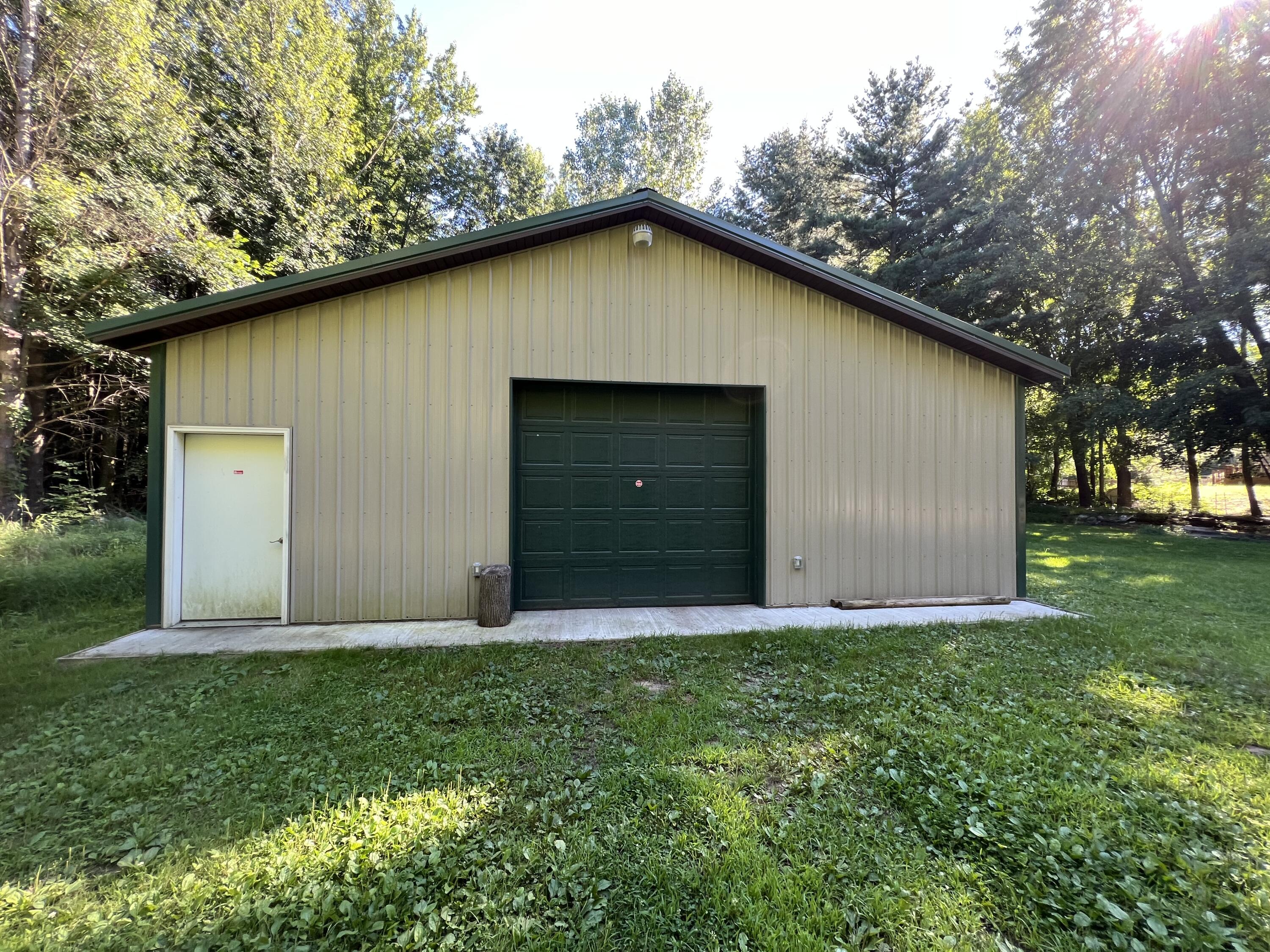 4454 Blackmer Road Ravenna, MI 49451 - Photo 11 of 50 534213FC-BED0-40BA-A345-A29A9AEC945B