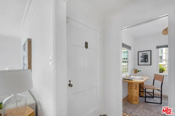 $936,000 | 4012 West 58th Place, Los Angeles, CA 90043