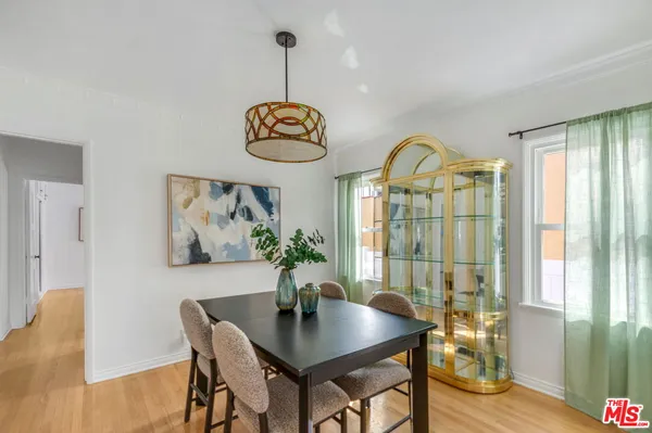 $936,000 | 4012 West 58th Place, Los Angeles, CA 90043