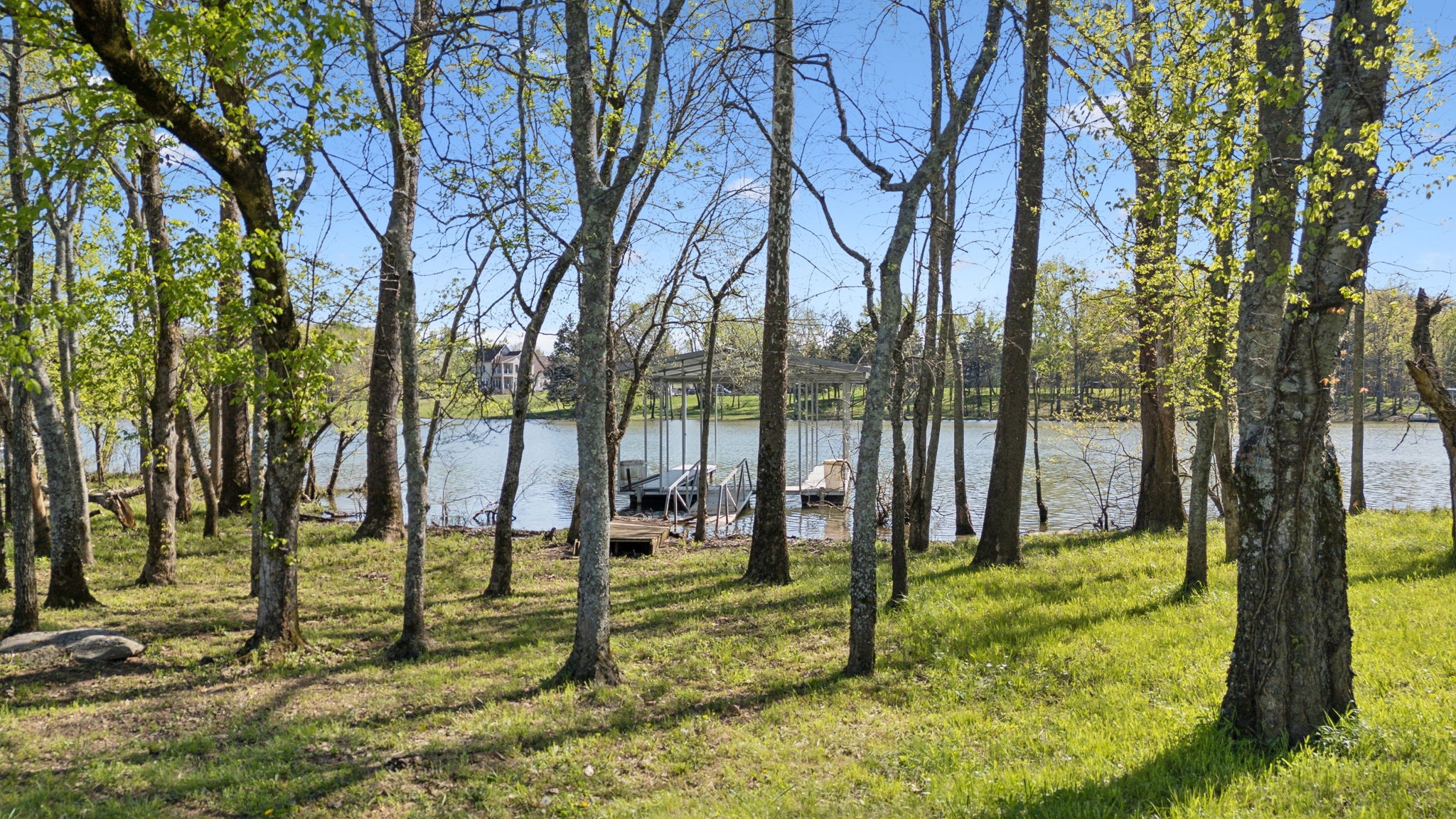 422 Davis Road Lebanon, TN 37087 - Photo 84 of 87 a backyard of a house with lots of green space