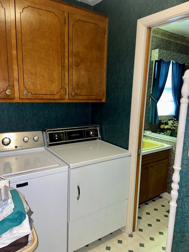 427 Cliffview Road Galax, VA 24333 - Photo 24 of 33 Gallery Image 24