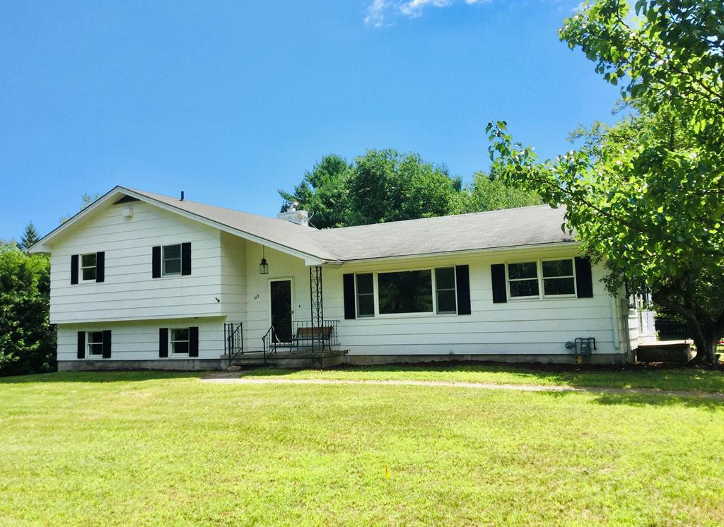 513 Rugar Street Plattsburgh, NY 12901 - Photo 2 of 18 Gallery Image 2