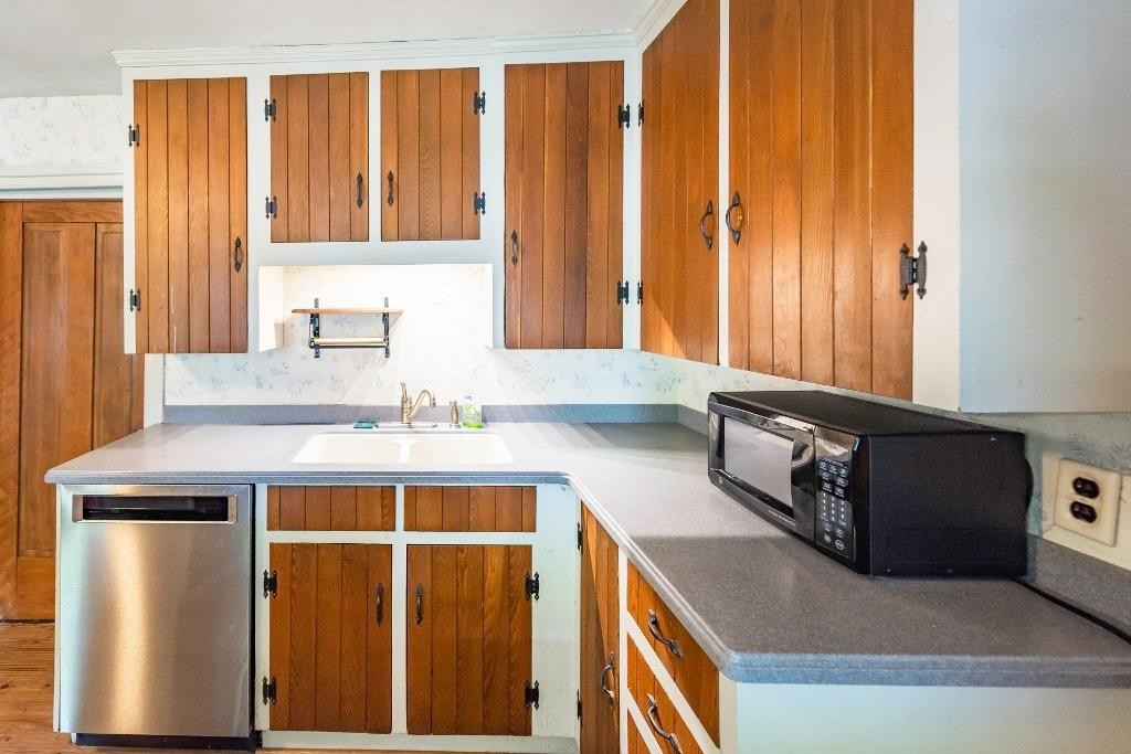 2961 Dexter Road Ann Arbor, MI 48103 - Photo 15 of 40 Photo 15
