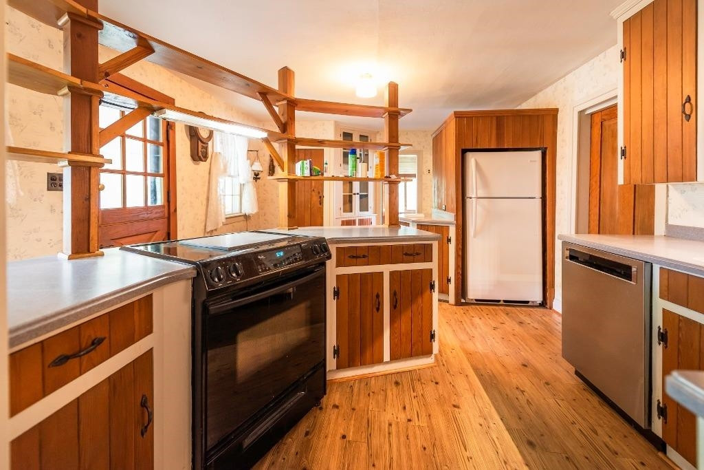 2961 Dexter Road Ann Arbor, MI 48103 - Photo 16 of 40 Photo 16