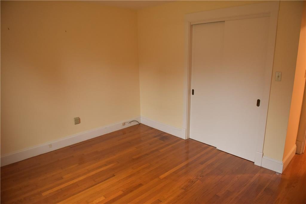 6 Rand Road Yarmouth, ME 04096 - Photo 15 of 23 Another picture of the middle bedroom