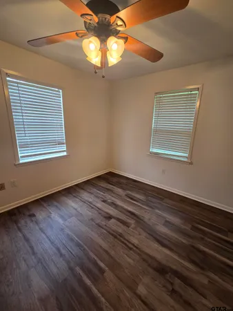 $1,400 | 206 Cooper Street, Lindale, TX 75771