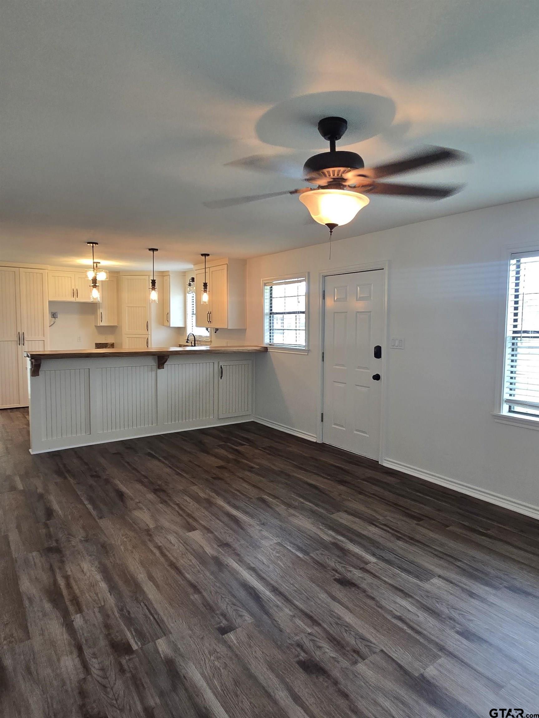 206 Cooper Street Lindale, TX 75771 - Photo 8 of 9