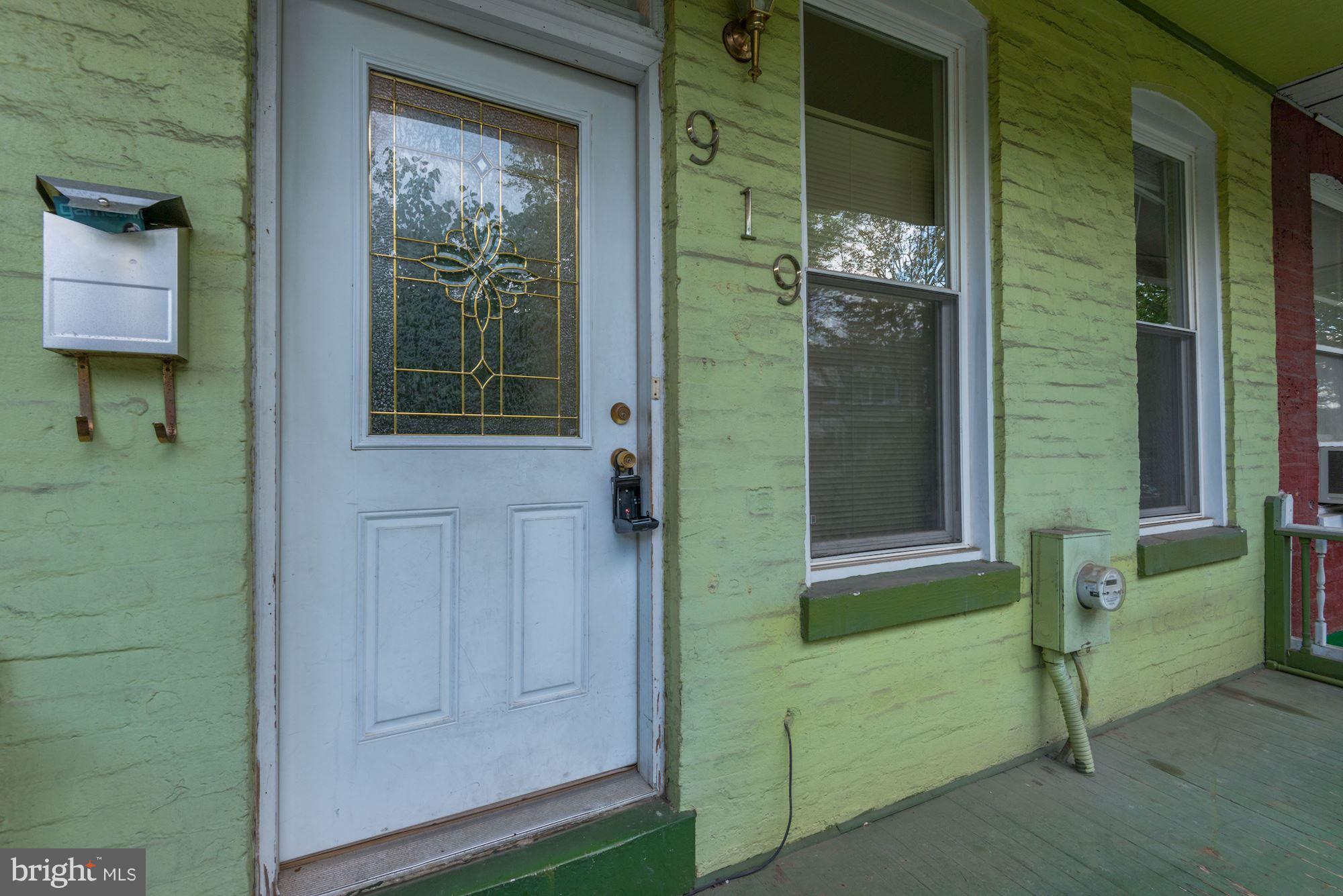 919 10th Street Northeast Washington, DC 20002 - Photo 2 of 28 Exterior (Front)