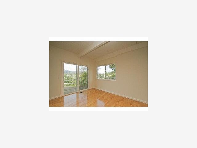 470 Border Hill Road Los Altos, CA 94024 - Photo 3 of 9 Gallery Image 3