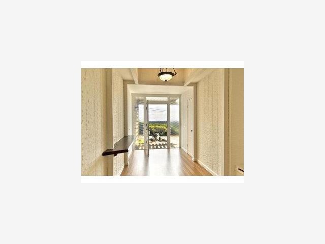 470 Border Hill Road Los Altos, CA 94024 - Photo 5 of 9 Gallery Image 5