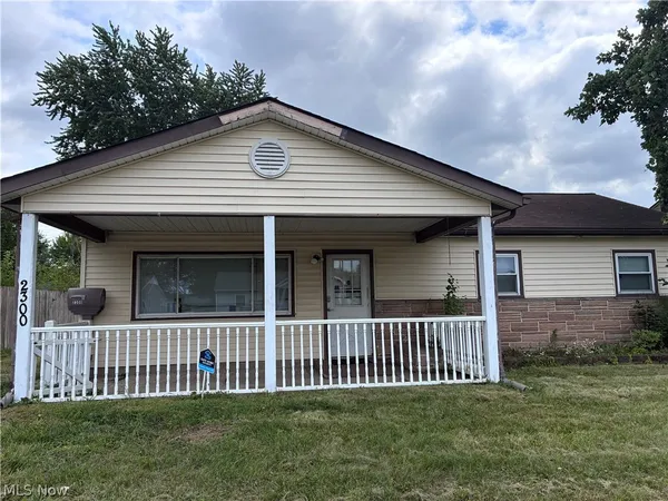 $105,000 | 2300 Midway Avenue Northeast, Canton, OH 44705