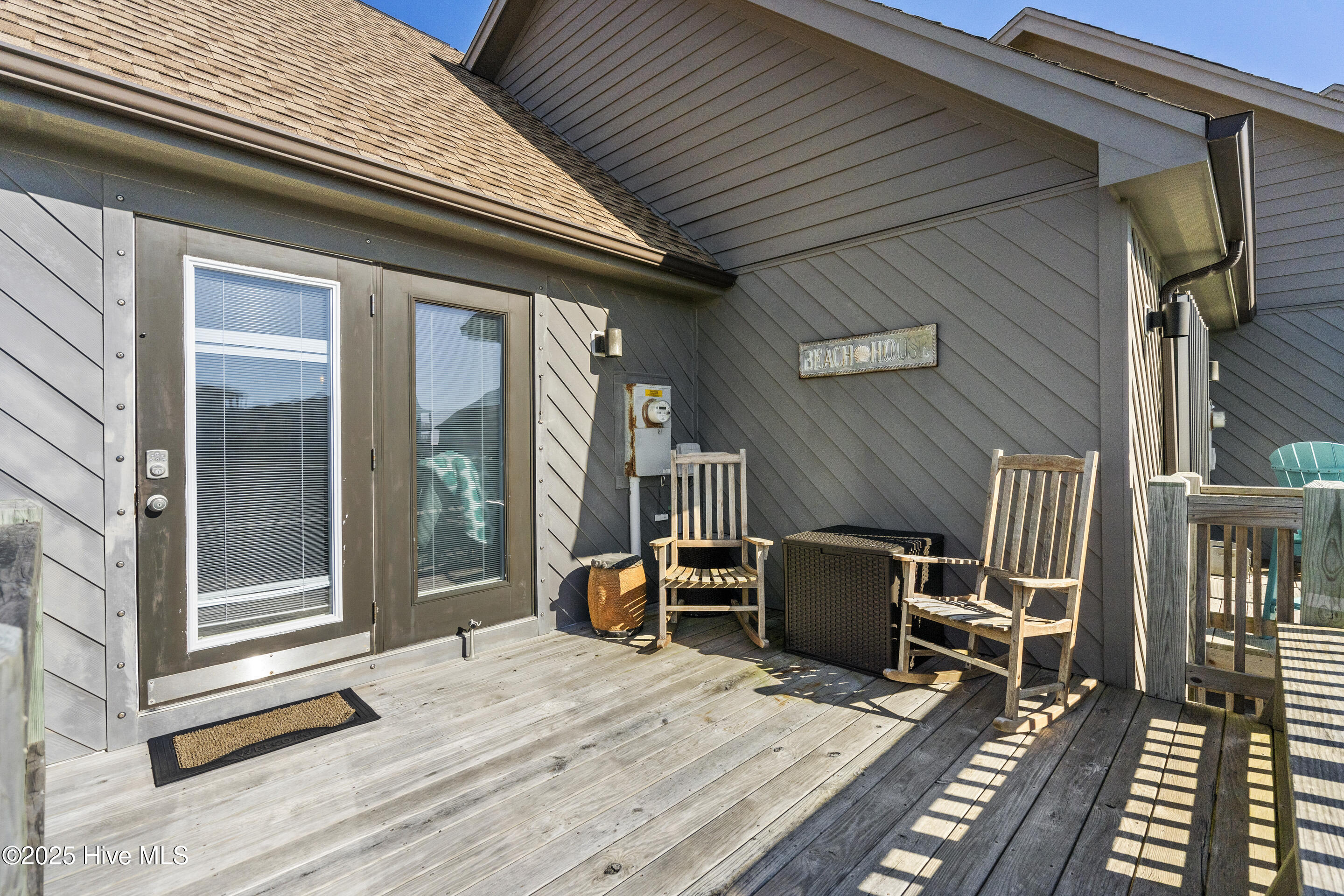 886 New River Inlet Road, Unit 41 North Topsail Beach, NC 28460 - Photo 4 of 34 Front Entry Porch