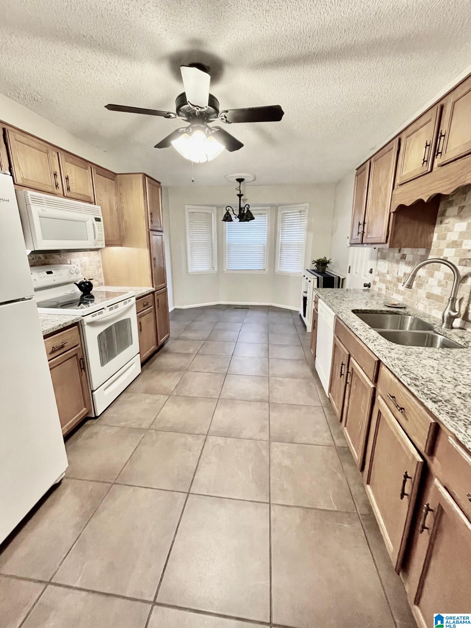 1015 St Clair Road Moody, AL 35004 - Photo 7 of 20