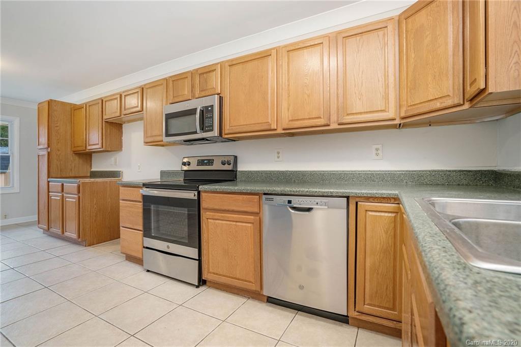 3825 Litchfield Road Charlotte, NC 28211 - Photo 9 of 30 Gallery Image 9