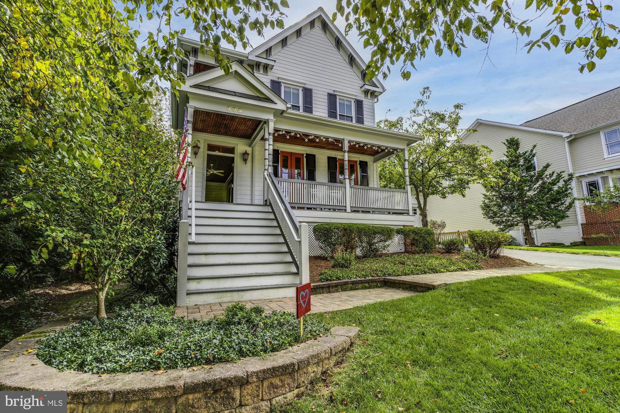 305 Talahi Road Southeast Vienna, VA 22180 - Photo 2 of 55 Gallery Image 2