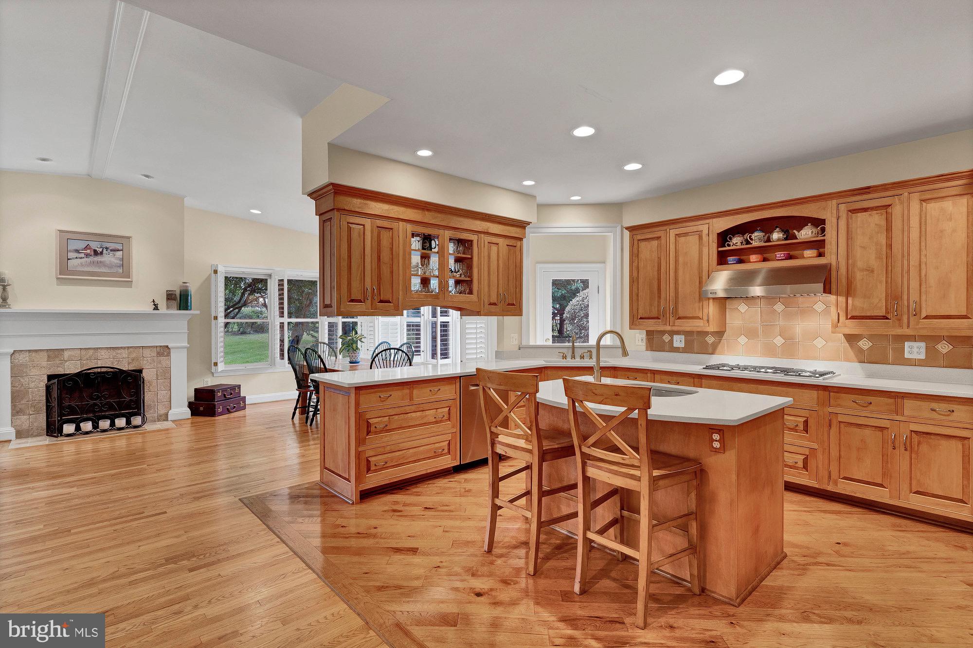 305 Talahi Road Southeast Vienna, VA 22180 - Photo 15 of 55 Gallery Image 15