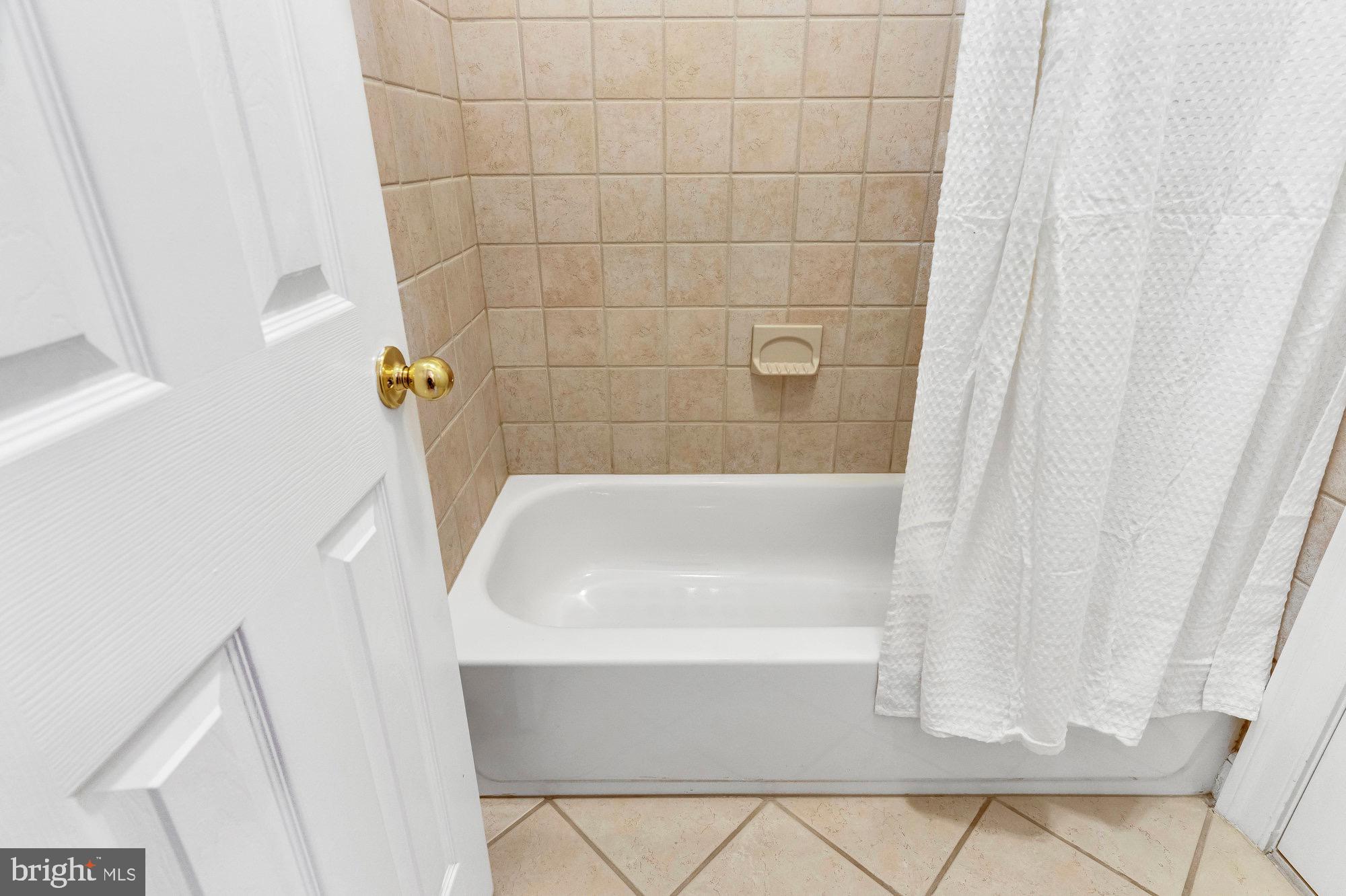 305 Talahi Road Southeast Vienna, VA 22180 - Photo 23 of 55 Gallery Image 23