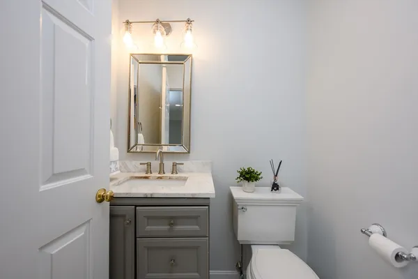 $1,100,000 | 72 Pilgrim Trail, Marshfield, MA 02050