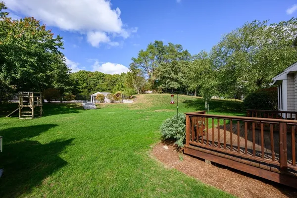 $1,100,000 | 72 Pilgrim Trail, Marshfield, MA 02050
